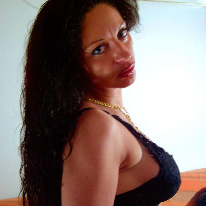 Esmeralda 29 Escort in Hempstead