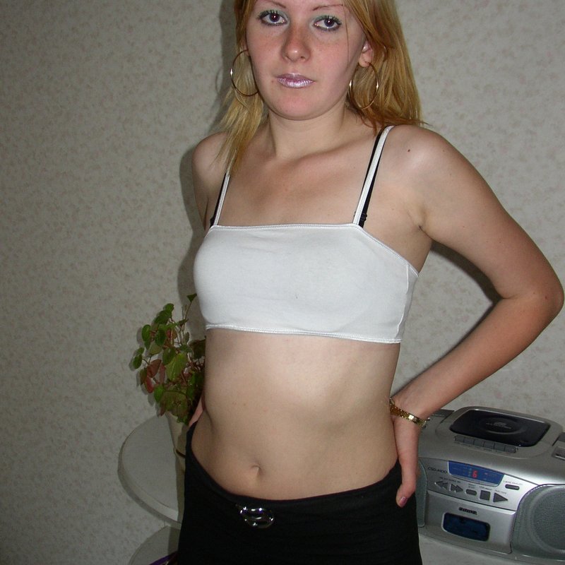 Maura  21 Escort Longton