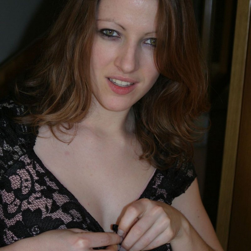 Carlyn 32 Escort Bearsden